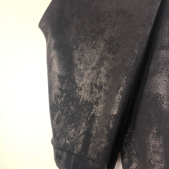 3/$30🌻| BCBG Foiled Leggings - Picture 4 of 7